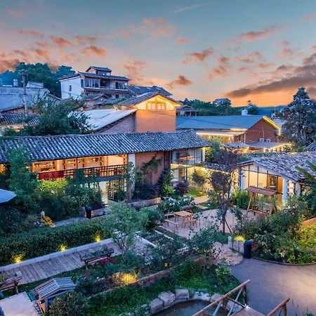 Yan Qi Si He Homestay Kunming Extérieur photo