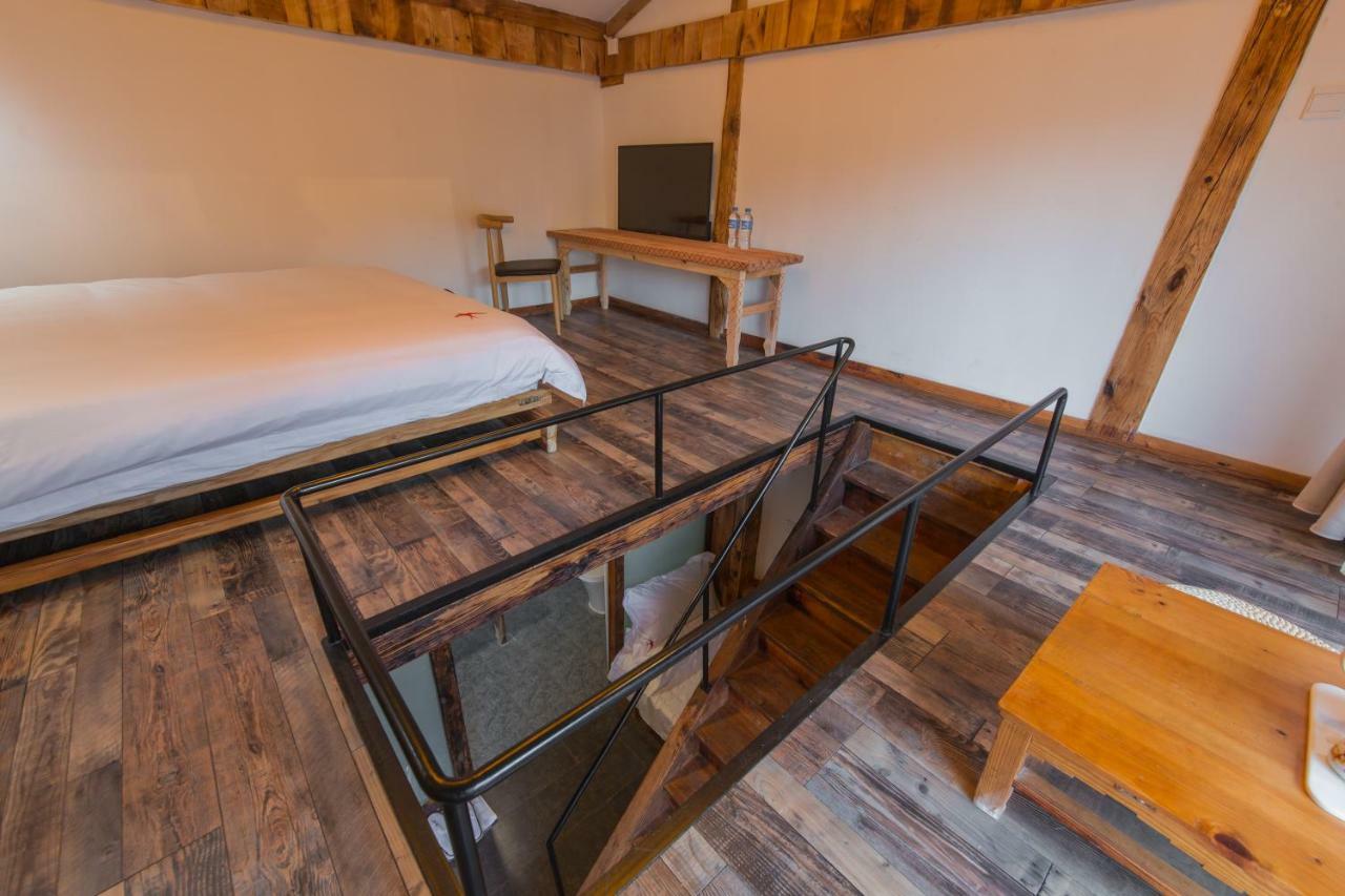 Yan Qi Si He Homestay Kunming Extérieur photo